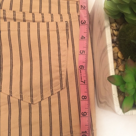 Ann Taylor Loft Striped 3” Shorts Size 4 - Picture 5 of 7